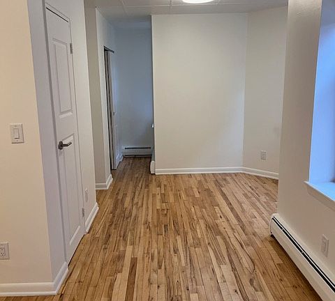 4th image of 1204 Garden St #2B