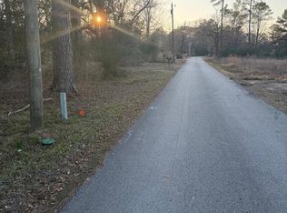 1457 Country Ln, Conroe, TX 77384