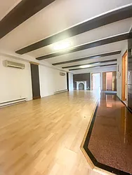 Rented by MOTION New York