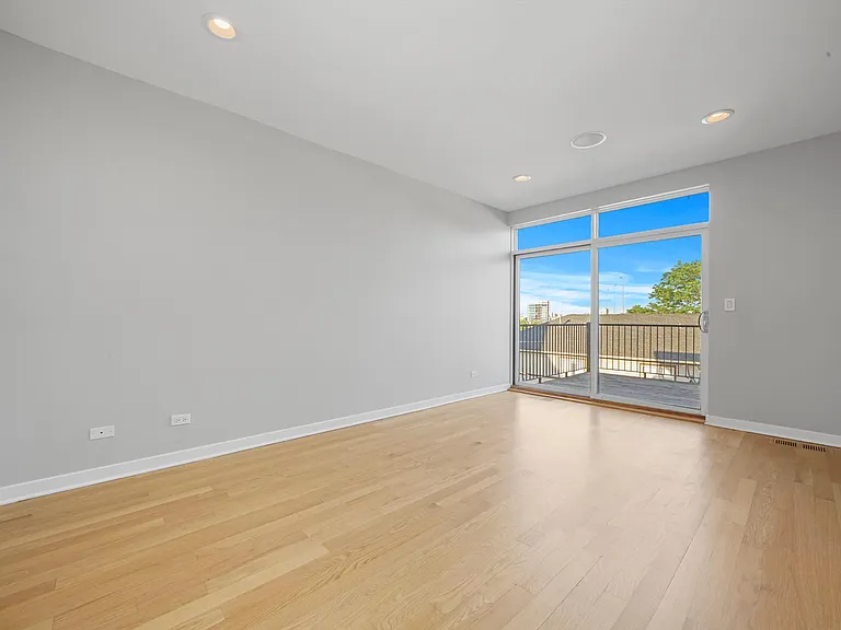 1541 N Bosworth Ave #PENTHOUSE — Photo 14