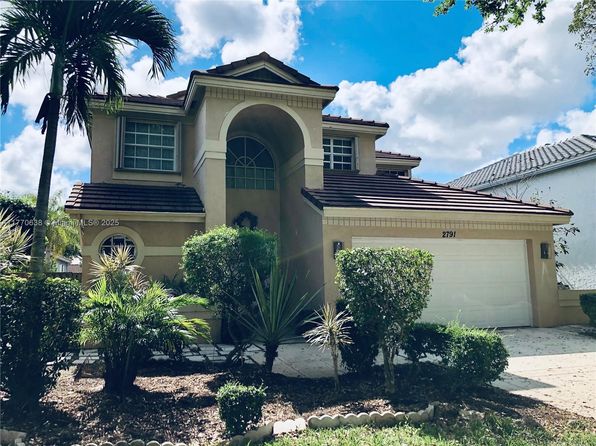 2791 La Paz Ave, Cooper City, FL 33026