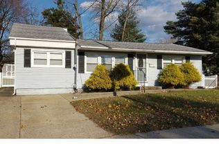 71 Andrea Pl, Maple Shade, NJ 08052