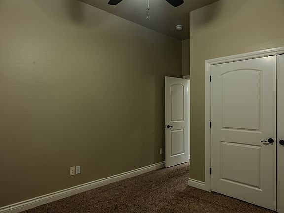 4th image of 9105 NW 84th St