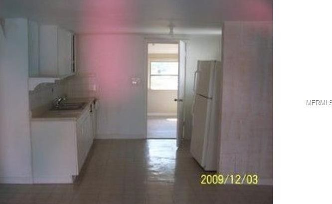 2nd image of 1114 Bay St