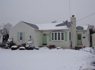 44 Sherman Ave, Pompton Plains, NJ 07444