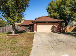 10228 Pack Saddle Ct, Fort Worth, TX 76108