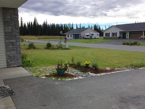 2nd image of 174 Sierra Heights St