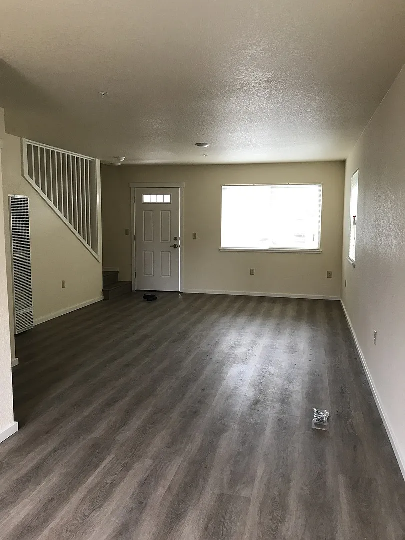 McKinleyville Townhouse — Photo 3