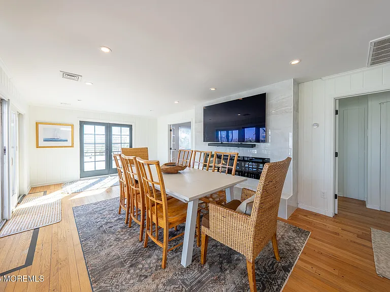 14 Falls Rd — Photo 12