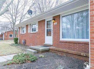 1381 Burrwood St, Temperance, MI 48182