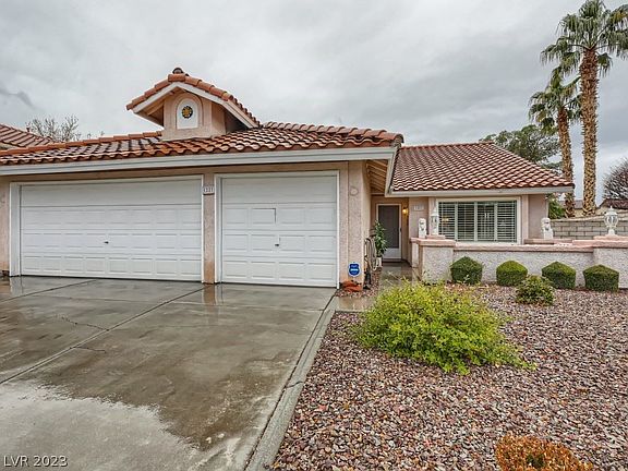 2nd image of 1227 Heather Oaks Way