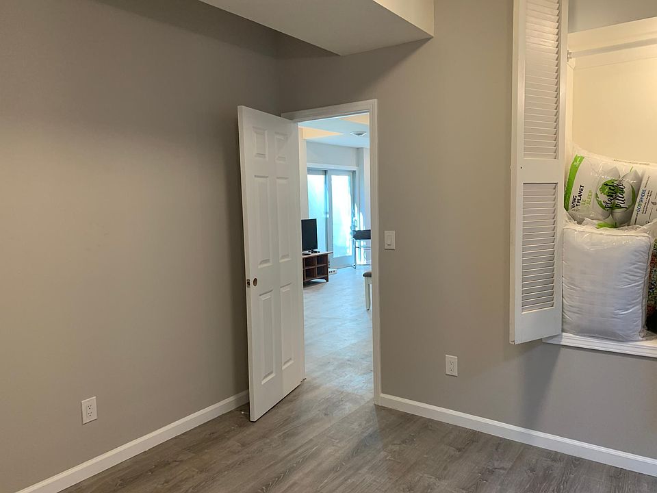 1st image of 667 Channing Ave #B