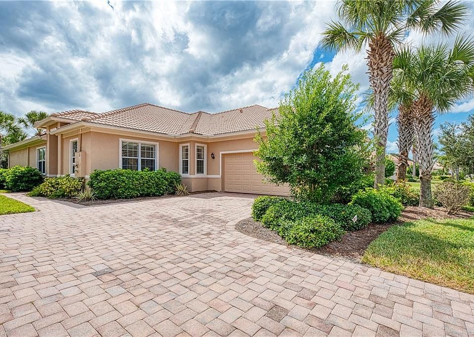 1st image of 13232 Creekside Ln