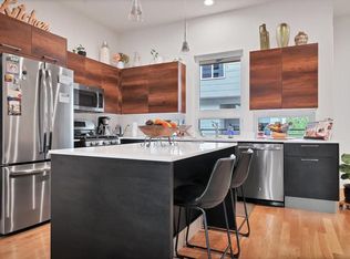 2715 Saint Emanuel St, Houston, TX 77004