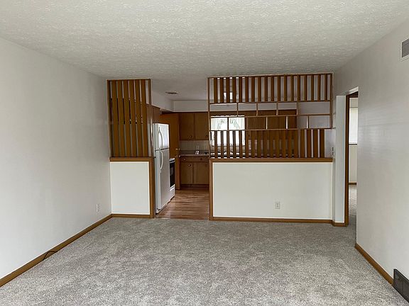 2nd image of 2398 Triplett Blvd