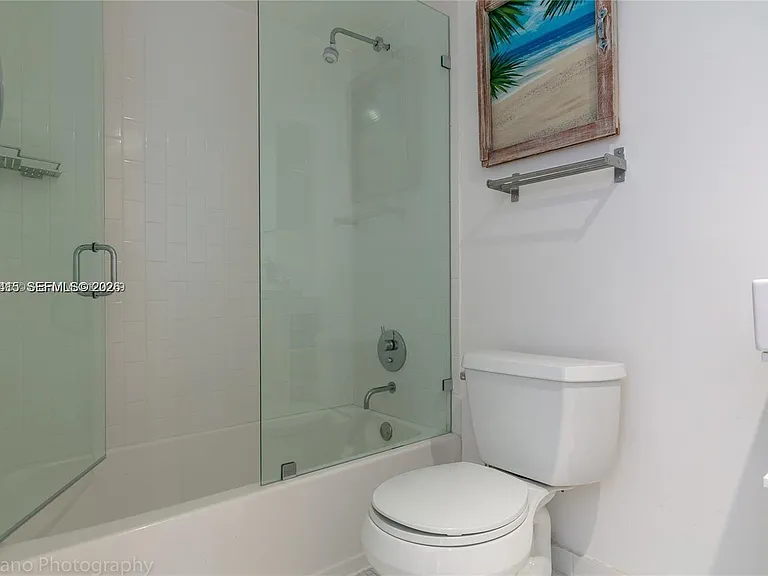 590 Ocean Dr #7C — Photo 19