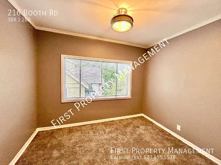 216 Booth Rd — Photo 6