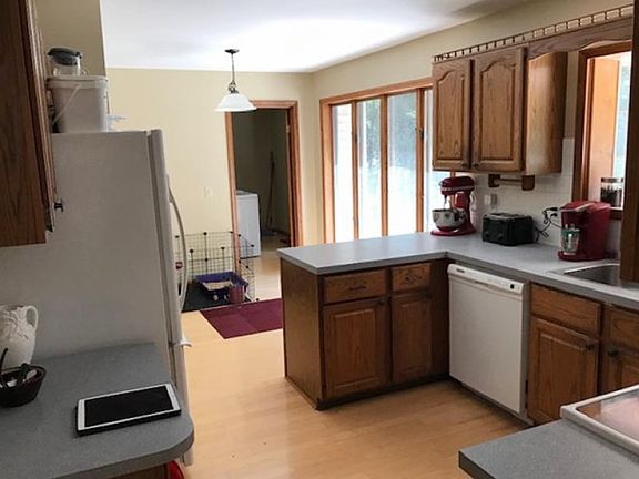 5th image of 9105 White Birch Dr