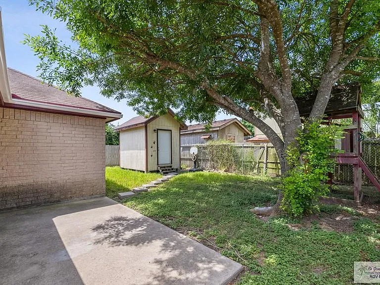 5819 Linares St — Photo 16