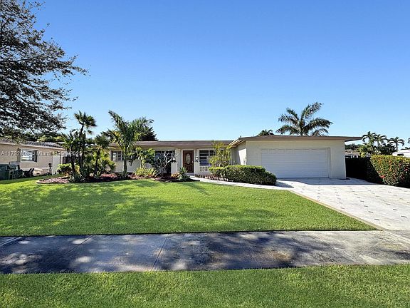 2nd image of 10930 NW 18th Pl