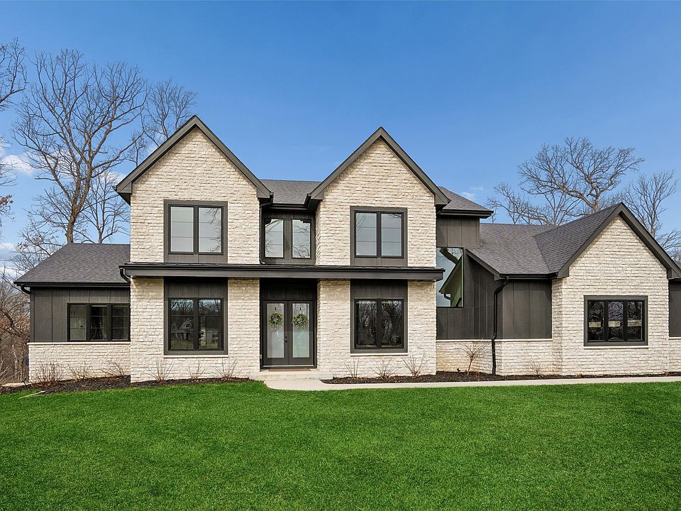 1st image of 35523 River Woods Ct