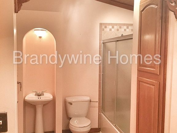 5th image of 13264 Galway Ave