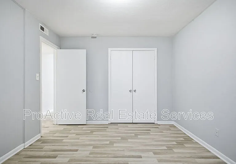 507 Ashlawn Dr #5 — Photo 11