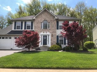 12 Glencoe Dr, Newark, DE 19702