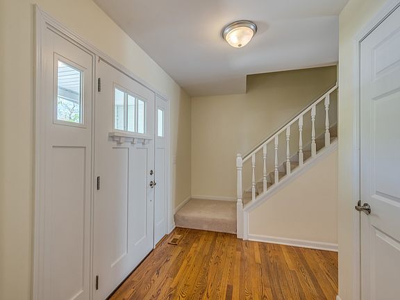 3rd image of 424 S Forest Ave