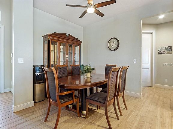 4th image of 2846 Magdalina Dr
