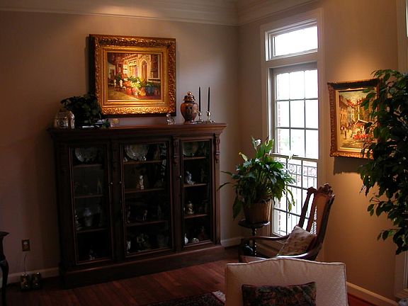3rd image of 720 Hawkins Way