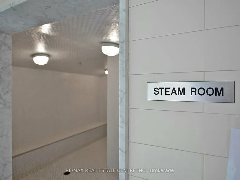 225 Webb Dr #907 — Photo 17