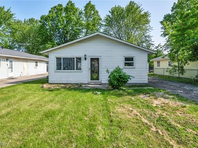 332 Morgan Ave, Elyria, OH, 44035