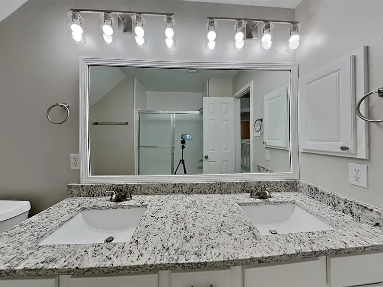 10406 Comanche Springs Ct — Photo 17