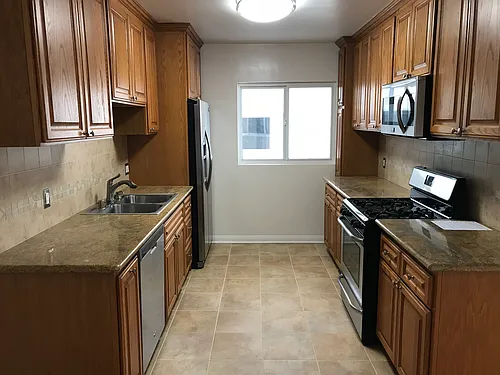 1646 Livonia Ave #2 Photo 1