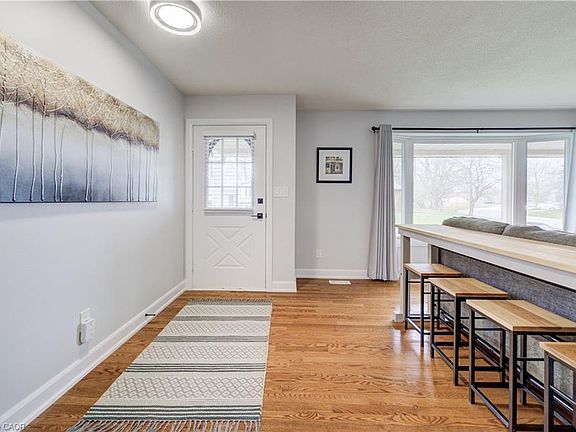 5th image of 1 Moore Cres
