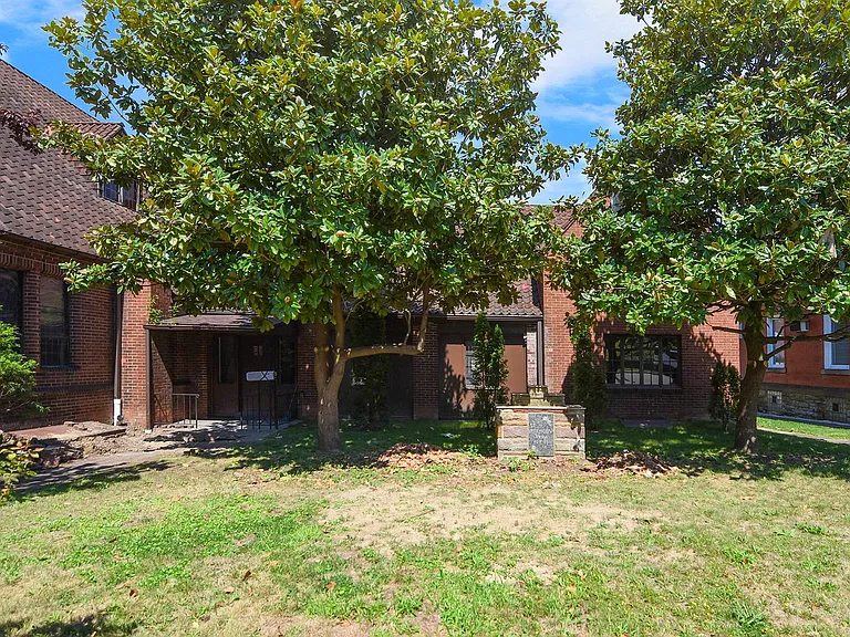 303 E. 10th Avenue — Photo 40