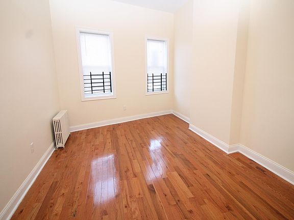 5th image of 45 Newkirk St APT 402
