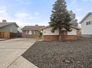 1115 S 33rd Ave, Yakima, WA 98902