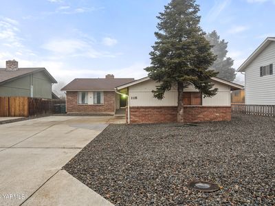 1115 S 33rd Ave, Yakima, WA, 98902
