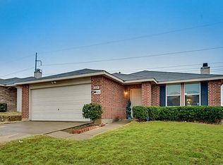 6225 Thoroughbred Trl, Denton, TX 76210
