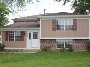 410 Ashwood Ct #410, Vernon Hills, IL