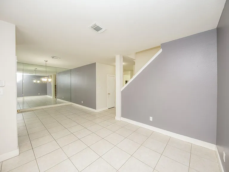 5839 Sonoma Rdg — Photo 8
