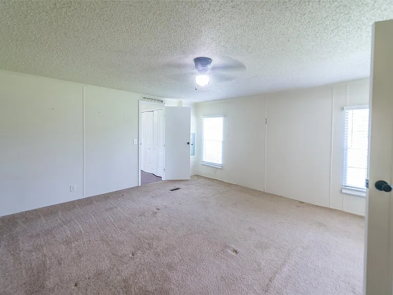 2592 County Road 152 — Photo 14