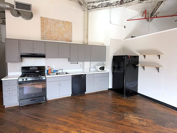 3rd image of 301 Bradley St APT A306