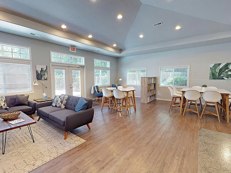 Springbrook Village — Photo 1