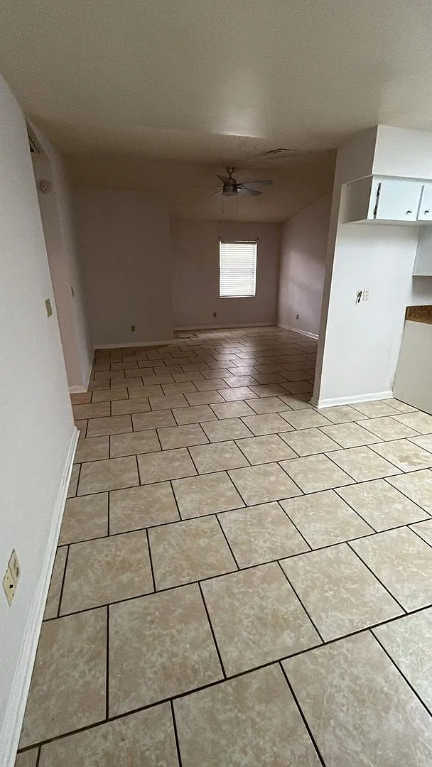 3229-3231 Julia Ct — Photo 4