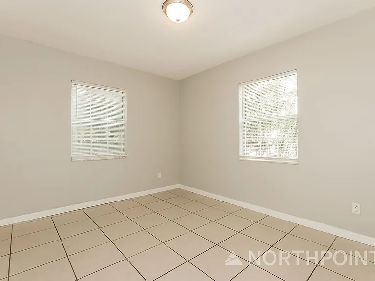 1733 W Saint Louis St — Photo 12