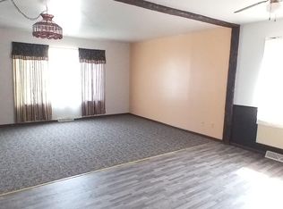 1830 Garden Dr #1830, Janesville, WI 53546