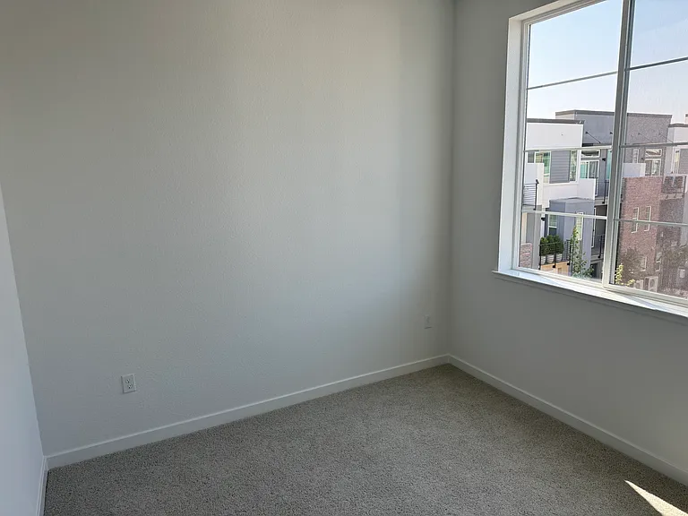 435 Martin Mariner Ave — Photo 33